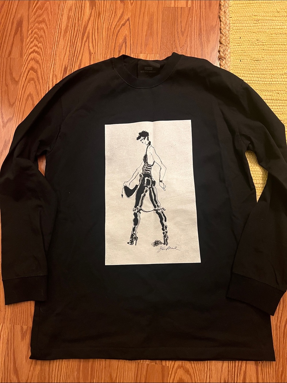 Zara Black Long-Sleeve Graphic Crewneck Shirt